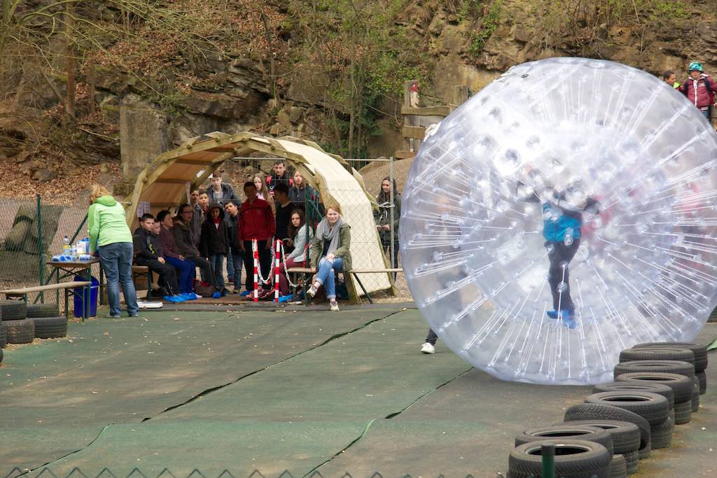 <p>Der Park hatte für Groß und Klein einiges zu bieten. Viele Erwachsene waren leider zu schwer für den Zorbing-Ball. Aber die Kinder hatten Spaß</p>