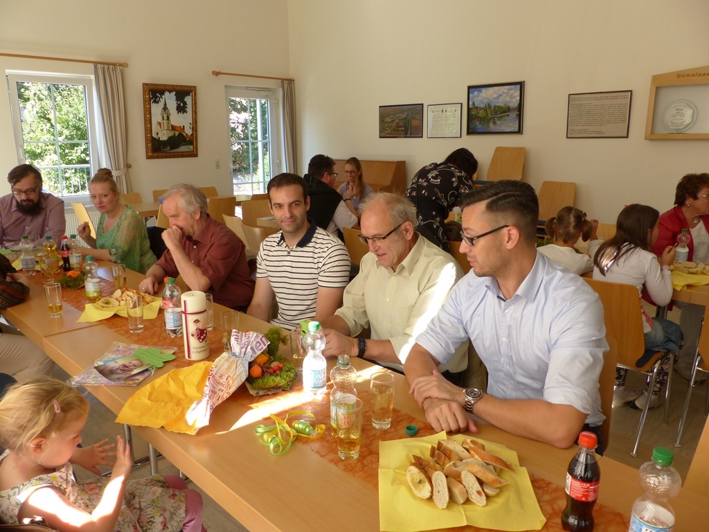 p1000905