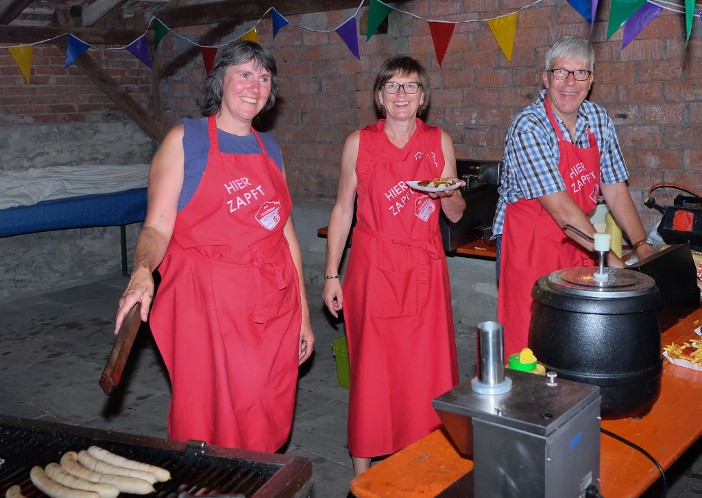 <p>Der Grill war weitsichtig schon unter das Dach verlegt worden</p>