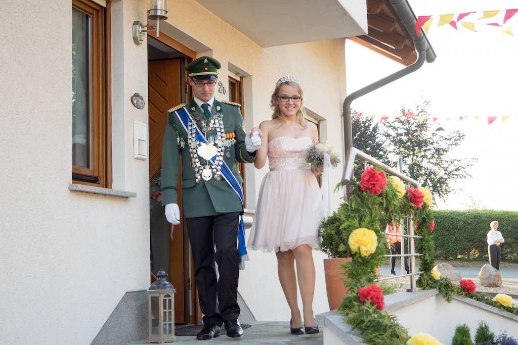 <p>König Christopher Nillies mit seiner Königin Saskia Minge</p>
