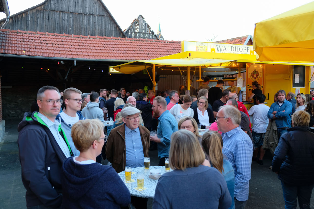 <p>Sicher auch dank des tollen Wetters waren viele Leute gekommen. </p>