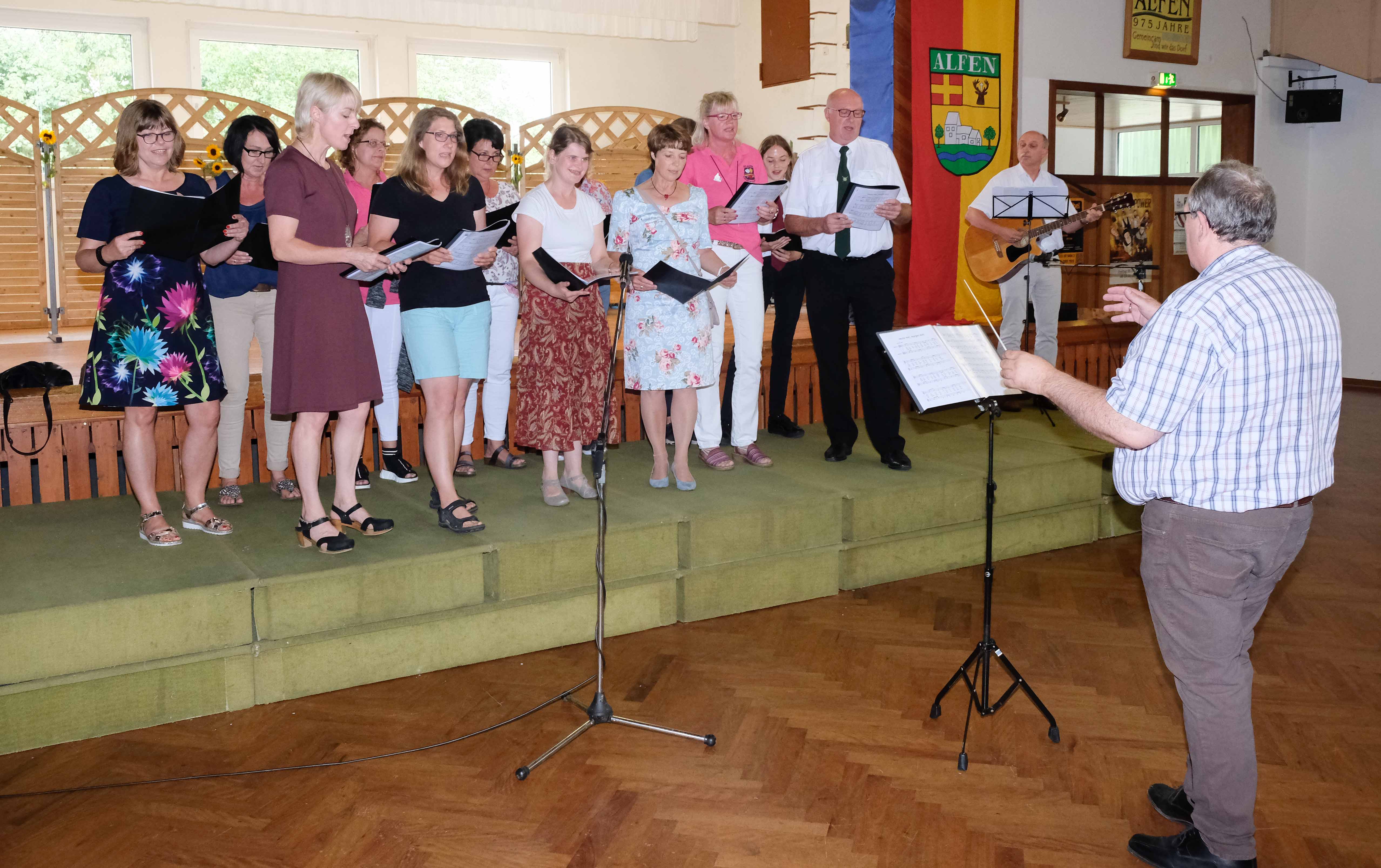 <p>Der erst kürzlich neu gegründete Alfener Chor.</p>
