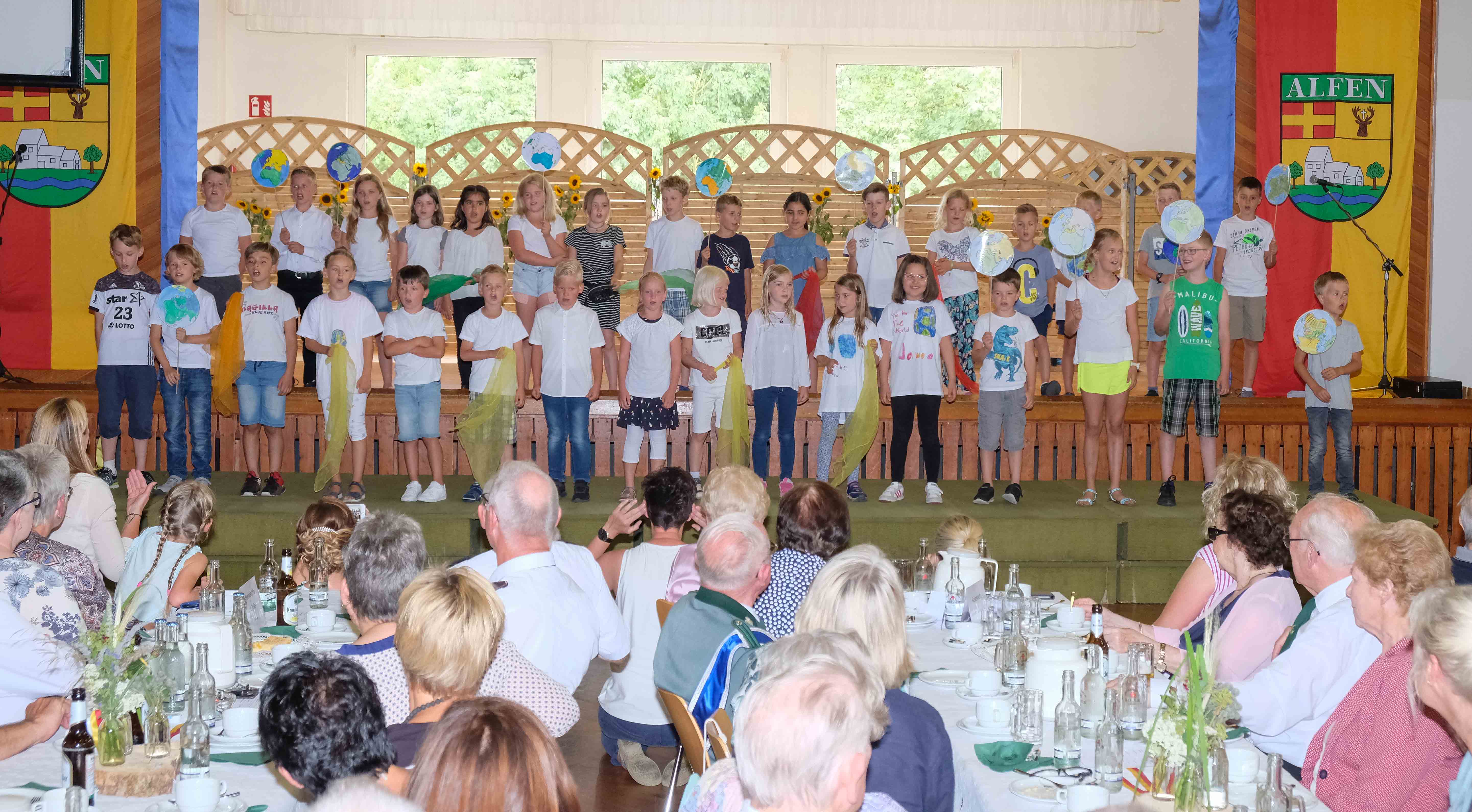 <p>Die Kinder der Grundschule zeigten ihr musikalisches Können </p>