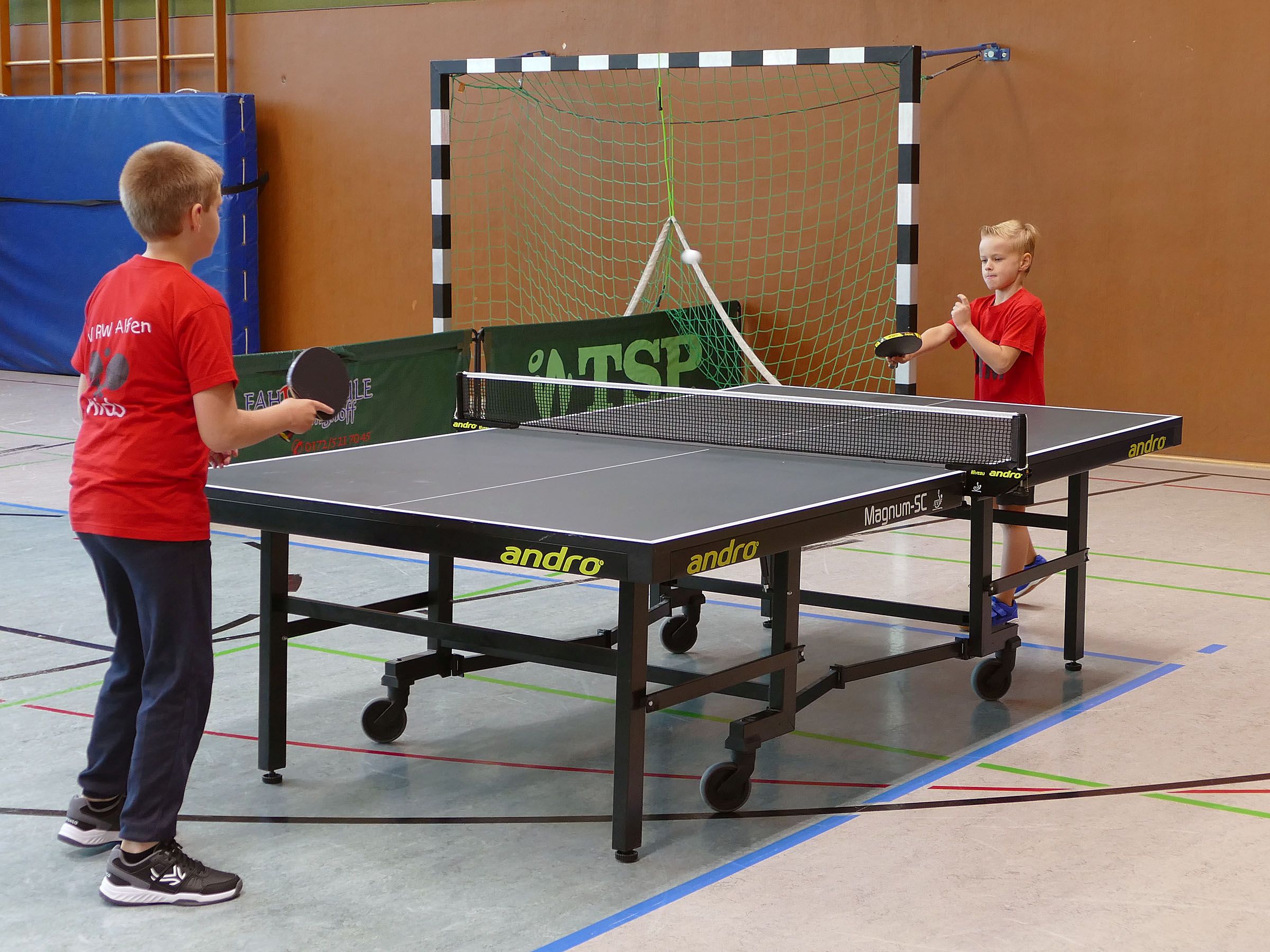 <p>Erstes Meisterschaftsspiel der Schüler</p>