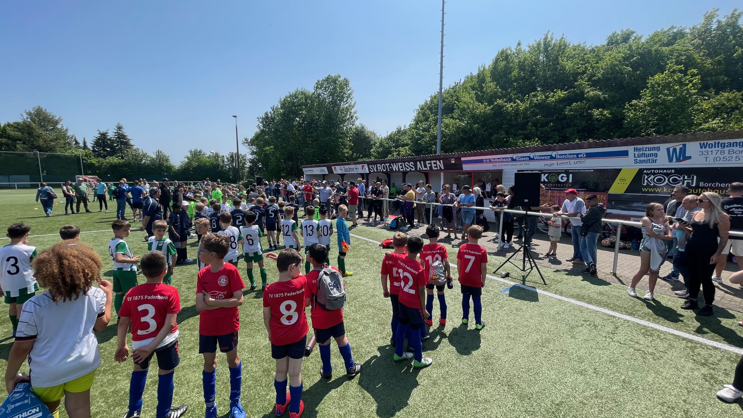 <p>24 Fußballteams auf 2 Fußballplätzen sorgten für ordentlich Betrieb</p>