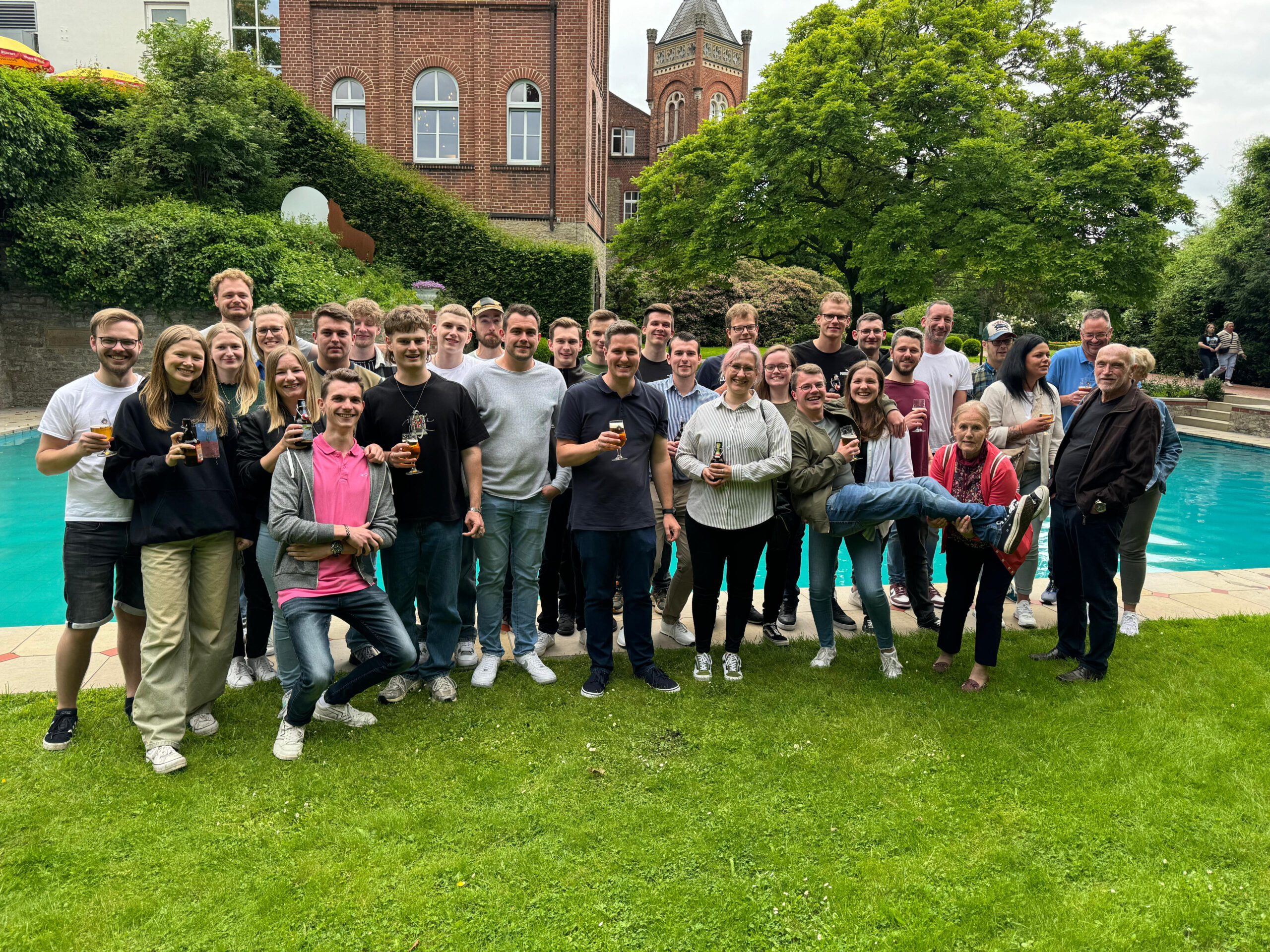 <p>Gruppenfoto nach der Besichtigung</p>