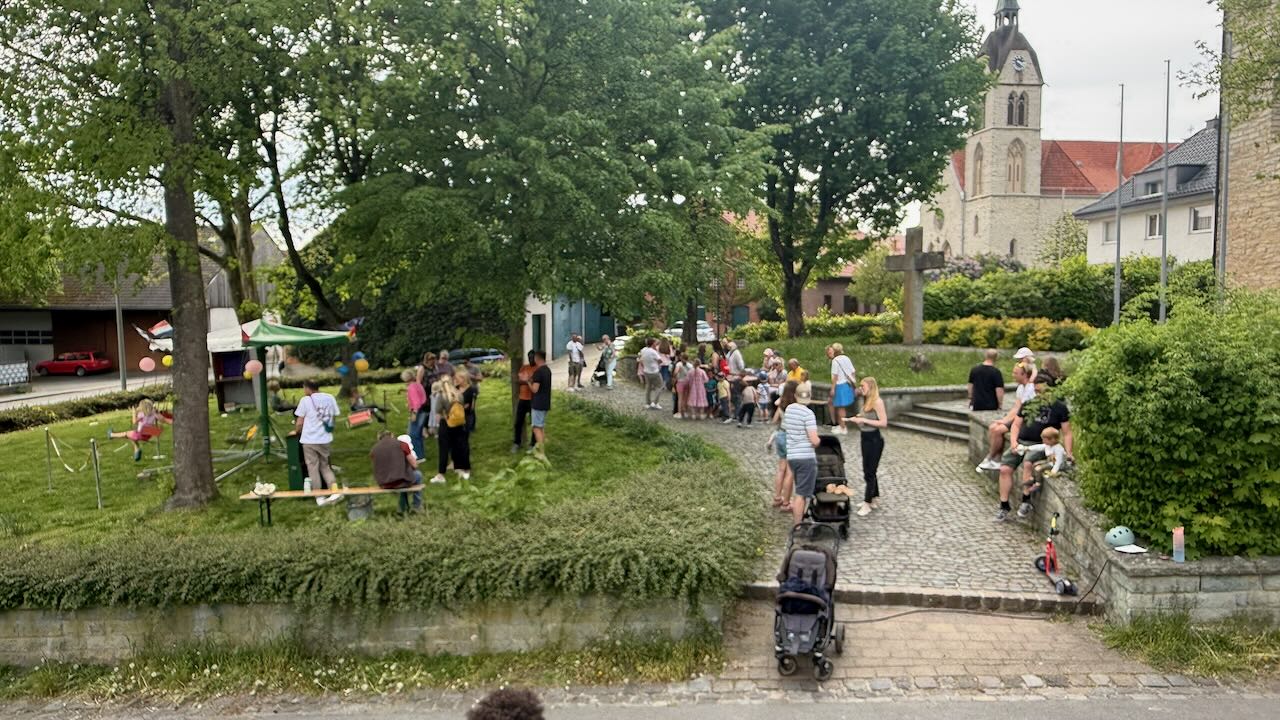 Maifest- – 15