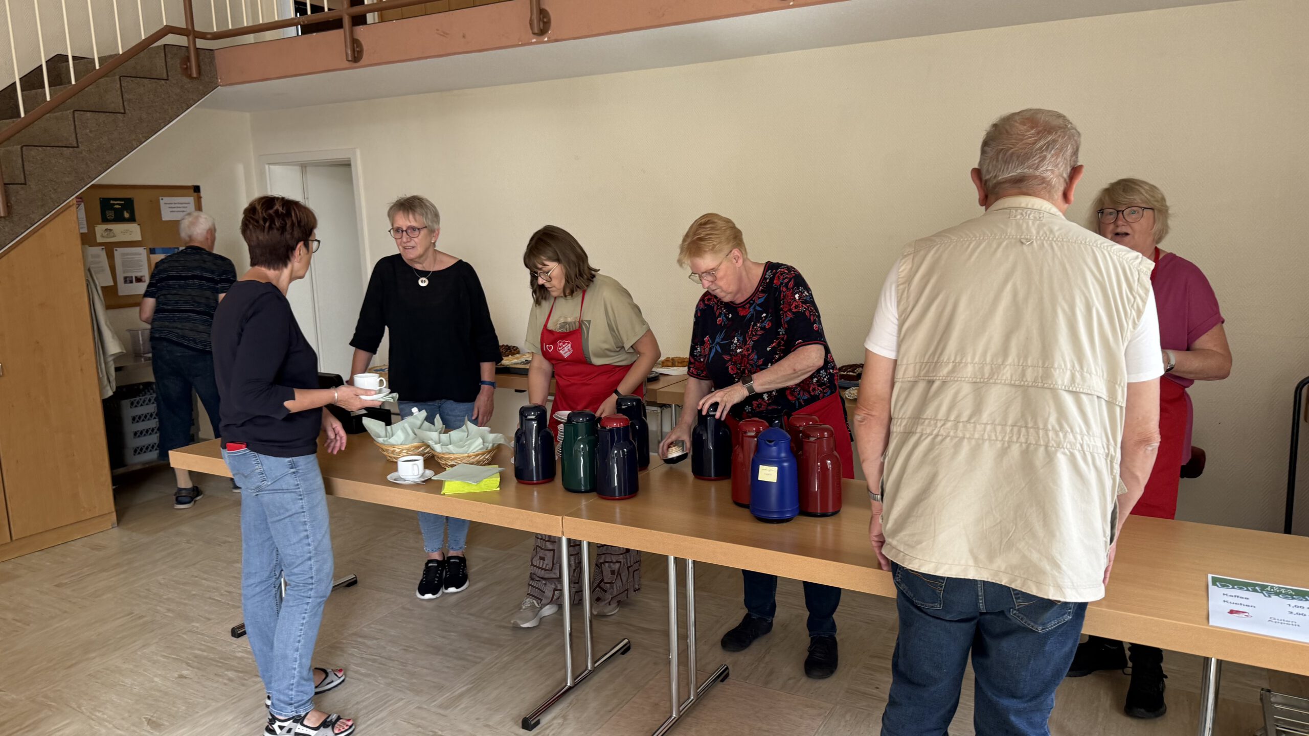 <p>Im Bürgerhaus wurden leckere Kuchen angeboten </p>